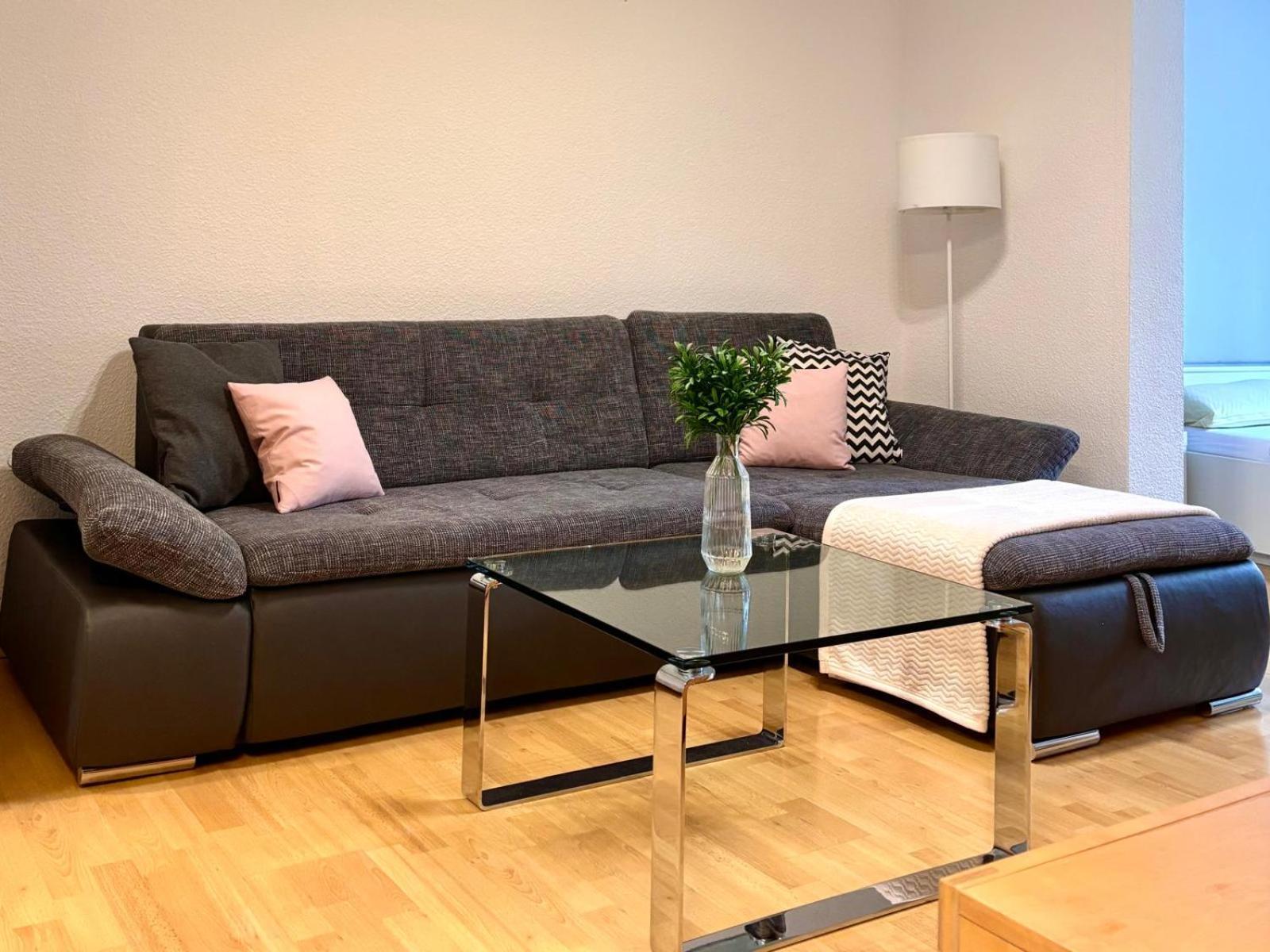 Ferienwohnung Emilia, 36Qm Мюнзинген Экстерьер фото
