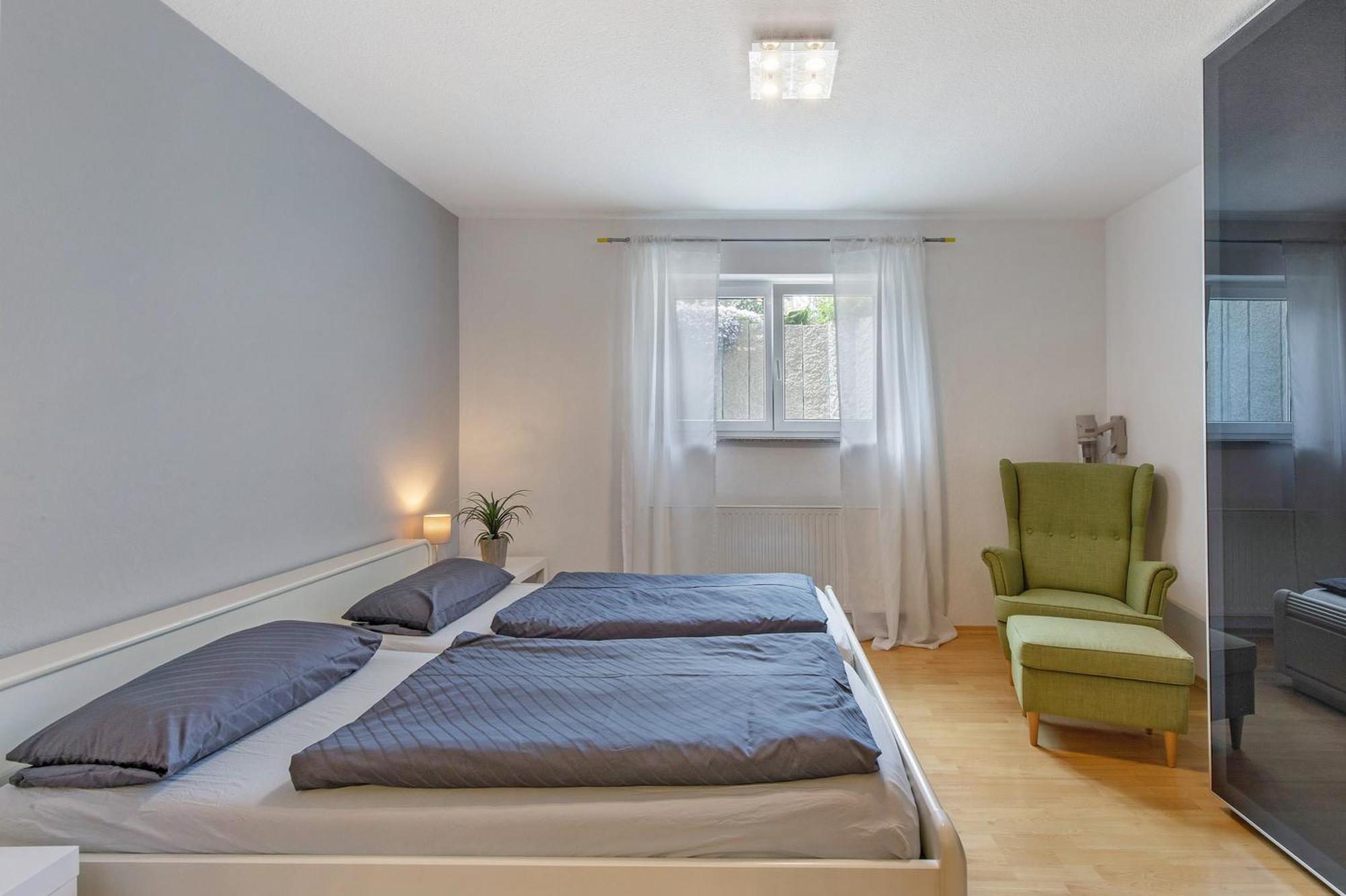 Ferienwohnung Emilia, 36Qm Мюнзинген Экстерьер фото